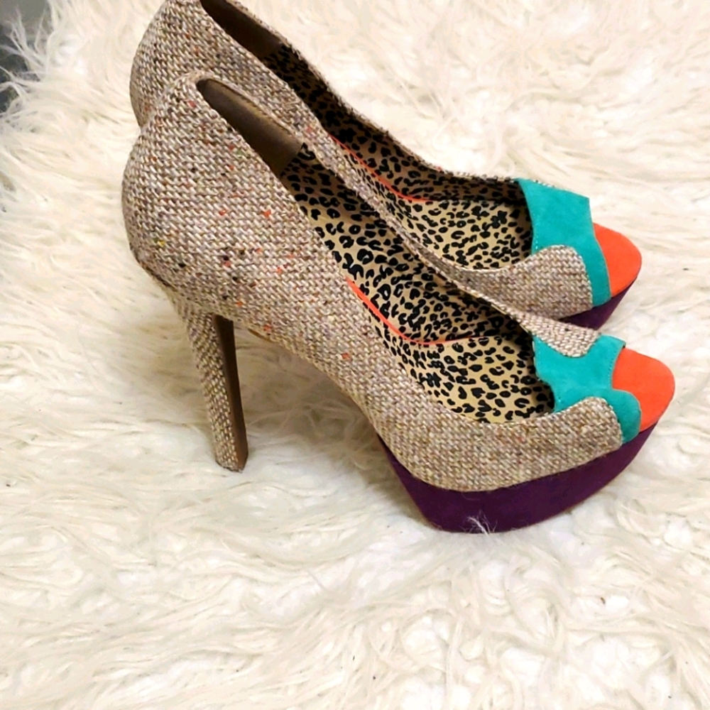 BRAND NEW 🏷 JESSICA SIMPSON HEELS